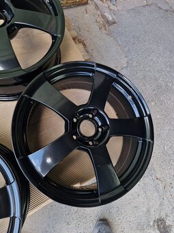 SMC model Z 5x112 r18 - 2