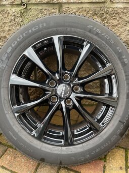 Alu sada Borbet 5x112 + zimni pneu 215/55/16 7,5mm - 2