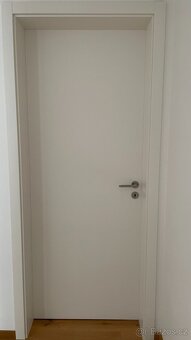 Dveře Sapeli Elegant Komfort M10 80/210 cm, pravé - 2