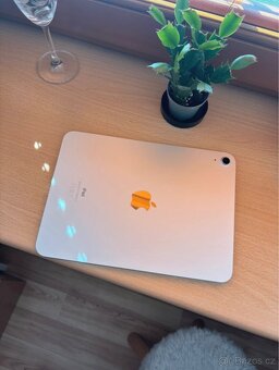 iPad 10th generation (2022), Wi-Fi, 64 GB, Silver - 2