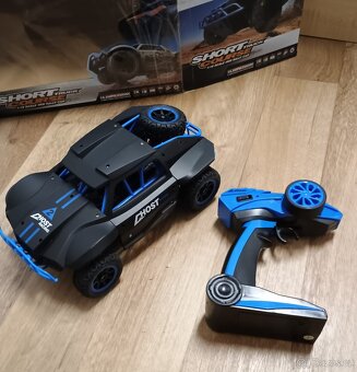 RC model Ghost short truck RC 93657 RTR 1:18 - 2