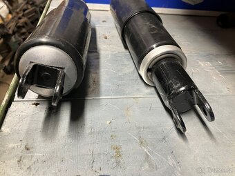 Zadní tlumiče Jawa 250 / 350 - 2