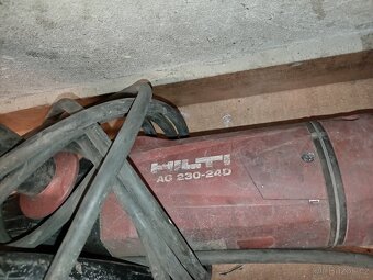 Úhlová bruska Hilti AG 230-24D - 2