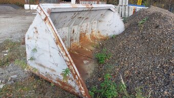 Prodám lžíci na HON UN053 - 2