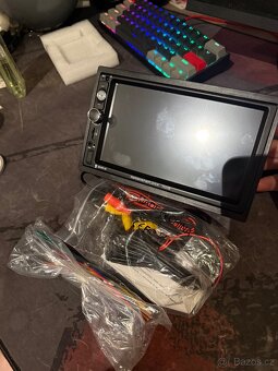 Prodám autorádio s car play - 2