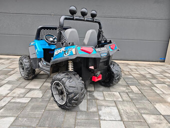 Autíčko Peg Perego RZR 12V - 2