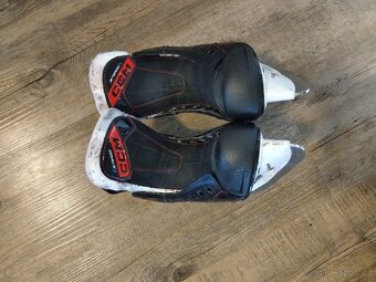 Brusle CCM Jetspeed FT6 Pro YTH - 2