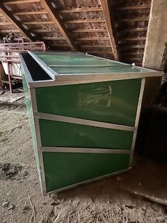 PLECHOVÁ KOVOVÁ BEDNA - 2