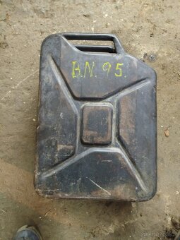 Německý kanystr - 2