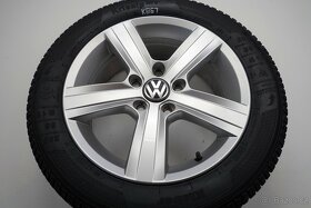 Volkswagen Golf - Originání 16" alu kola - Zimní pneu - 2
