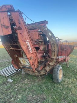 Bramborový kombajn grimme - 2
