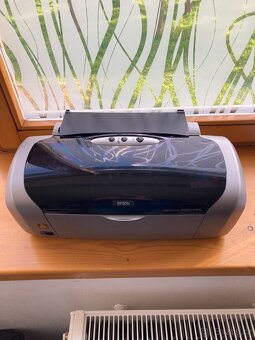 Epson STYLUS PHOTO R200 - 2