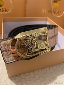 Burberry pásek - 2