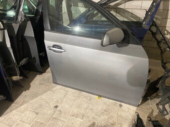 Pravé přední dveře bmw e60/e61 - 2