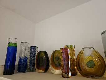 SBÍRÁM: STARÉ VÁZY, RETRO FIGURKY, SOŠKY, SKLO, PORCELÁN - 2