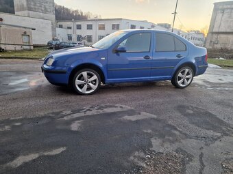 Volkswagen Bora 2.0i - 2