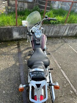Honda Shadow VT 125 - 2