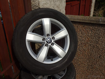 VW Tiguan (Kodiaq,Taracco) - zánovní letní alu Corvara 17" - 2