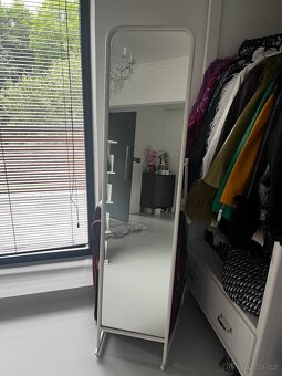 Stojací zrcadlo - IKEA - 2