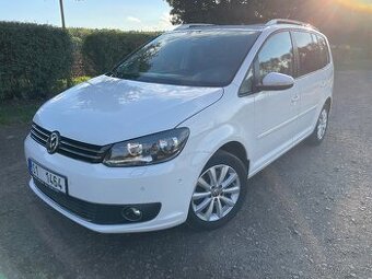 VW Touran Highline 2.0TDi DSG - 2