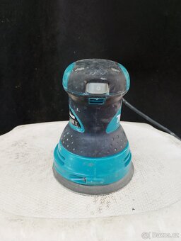 Bruska excentrická Makita BO5030 - 2