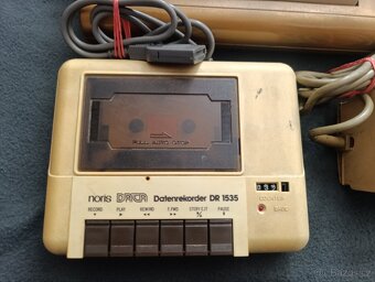 PC Commodore C64 + příslušenství - 2