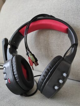 Herní sluchátka s mikrofonem - 2