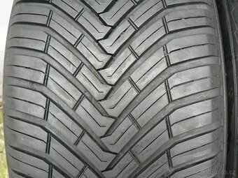 235 55 18 zimní celoroční pneu R18 Continental 235/55/18 - 2