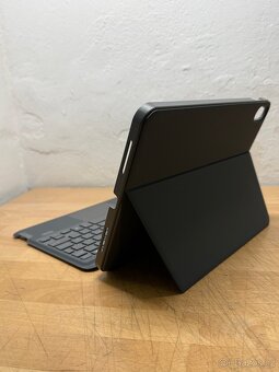 Obal s Klávesnicí + Touch Pad na iPad 10 / Záruka - 2