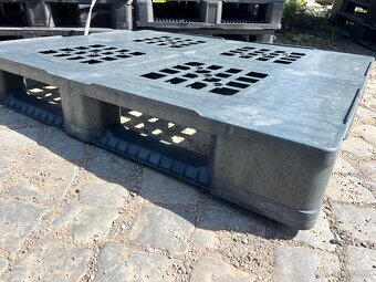 Plastová paleta CABKA Endur i7 - PEVNOSTNÍ 120x100 - 2