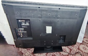 Sharp Aquos LC37D65E (94 cm) + ovladač zdarma - 2