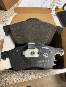 Brzdové destičky originál VW Transporter T4 - 2