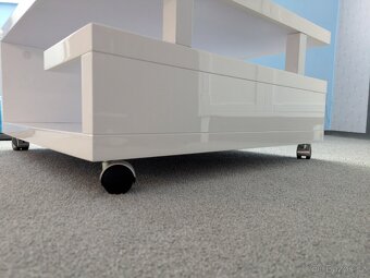 Konferenční stolek - 2