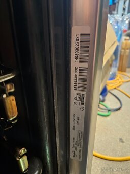 Vestavná trouba Whirlpool - 2