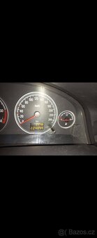 Prodám Opel Vectra C Caravan 1.9 CDTi (2005) - 2