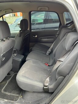 RENAULT MEGANE SCENIC 1,9 dci - 2