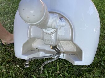 Keramické umyvadlo JIKA - 2