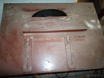 Prodám cirkulu pilu - 2