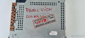 Originalni Autoradio renault - 2