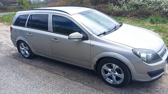 Opel Astra h 1.9 cdti - 2