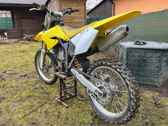 Suzuki rmz 250 - 2