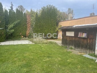 Prodej stavebního pozemku, 1080m2, Praha, Horní Počernice. - 2