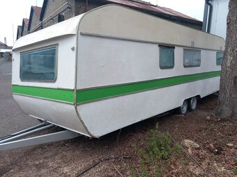 Prodám karavan wilk ci dvouosý - 2