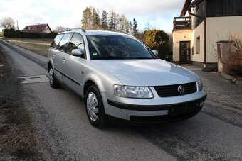 Volkswagen Passat 1,8 20V 92KW, DIGI-KLIMA,Tažné zařízení - 2