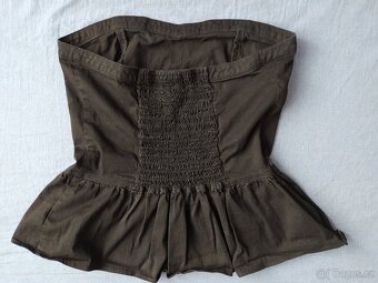 Dámský černý peplum top zn. Amisu, vel. S-M - 2