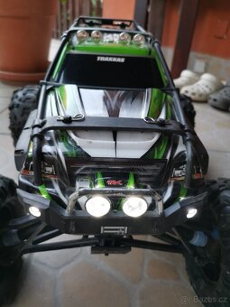Traxxas summit 1:8 - 2