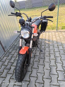 Ducati scrambler 400 sixty2 - 2