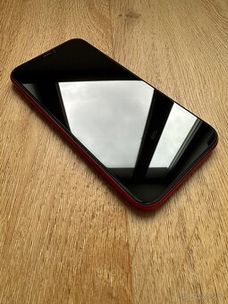iPhone 11 64 GB - 2