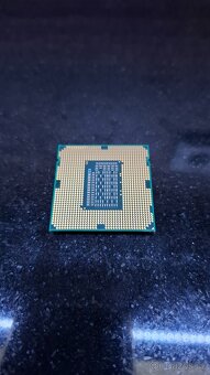 Intel Core i5-2400 3.1GHZ, 4 jádra, socket 1155 - 2