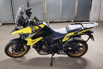 Suzuki V-Strom 1050 DL, XT r.v.2022 koupeno v CZ 21000km - 2